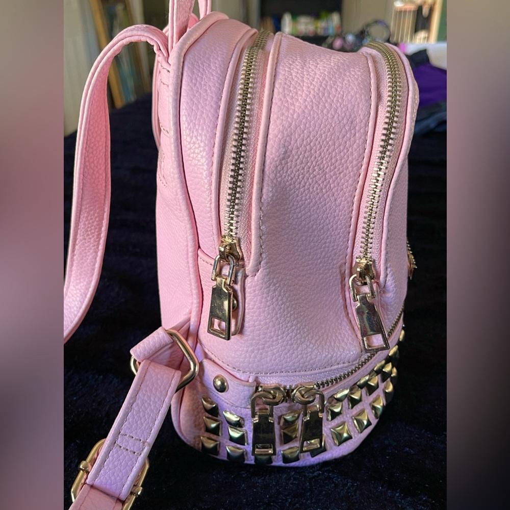 Micheal Kors Pink Leather Mini Backpack. - Picture 2 of 9